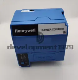 1PC NEW HONEYWELL BURNER CONTROL RM7895D1011