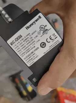 HONEYWELL MVC-IO830A CONTROLLER USED