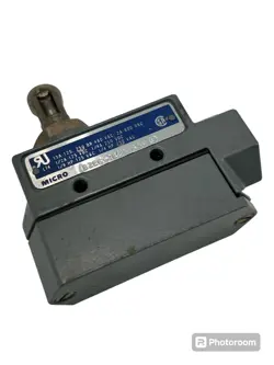 BZE6-2RQ9 LIMIT SWITCH