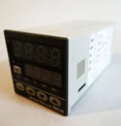 SDC10 TEMPERATURE CONTROLLER