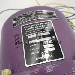 ONE NEW HONEYWELL C7012C1042 C7012C 1042 C7012 C 1042 FLAME DETECTOR FAST SHIP