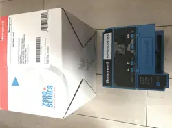 ONE HONEYWELL RM7800L1087 RM7800L 1087 RM7800 L 1087 CONTROLLER NEW