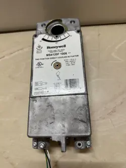 HONEYWELL MS4120F1006 ACTUATOR, DAMPER, 175 IN-LB, 120V AC 2HEY9 USED