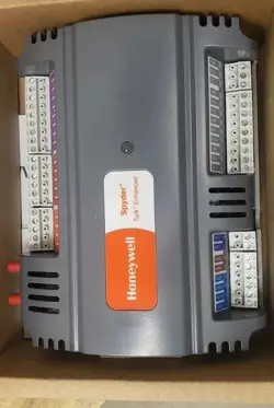 PROGRAMMABLE VAV CONTROLLER.