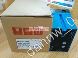 NEW IN BOX HONEYWELL TBC1800A1011  COMBUSTION CONTROLLER