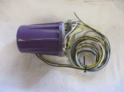HONEYWELL DYNAMIC SELF-CHECK FSG PURPLE PEEPER FLAME DETECTOR   C7012E1104