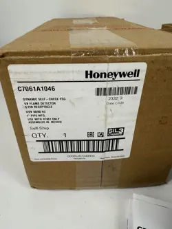 LONG WARRANTY EXPRESS HONEYWELL C7061A 1046 UV FLAME DETECTOR C7061A1046