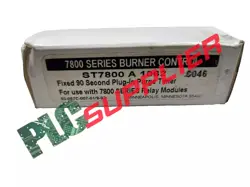 NEW HONEYWELL ST7800A1062 IN BOX