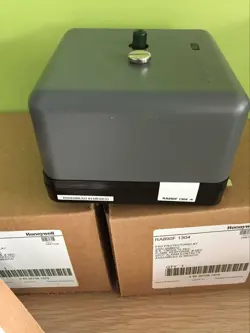 PRIMARY CONTROL RA890F1304