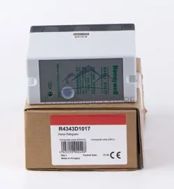 1PCS NEW HONEYWELL R4343D1017 FLAME SAFEGUARD FAST SHIPPING