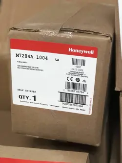 1PCS HONEYWELL M7284A-1004 MODUTROL MOTOR NEW IN BOX EXPEDITED SHIPPING