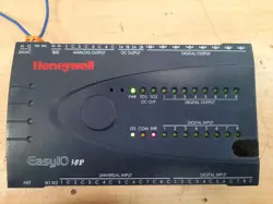 EASYIO 30P