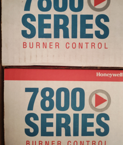 RM7800M1011 HONEYWELL 7800 SERIES BURNER CONTROL BRAND NEW FASTSHIPPING