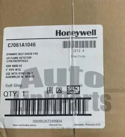 1PCS  NEW HONEYWELL C7061A 1046 UV FLAME DETECTOR C7061A1046