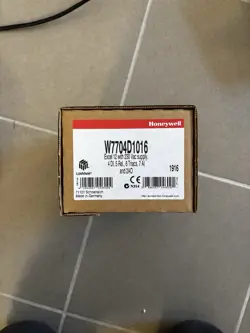 W7704D1016
