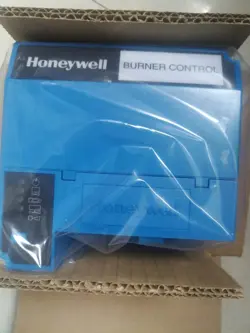 1PC NEW HONEYWELL EC7890A1011 BURNER CONTROL EC7890A1011 DHL FREE SHIP