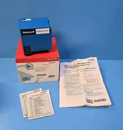 HONEYWELL  RM7890A1056 AUTOMATIC PRIMARY CONTROL 7800SERIES 