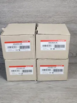 HONEYWELL XSU824-25 PLC MODULE LOT OF 4 NEW