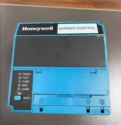 HONEYWELL RM97-4820REV INDUSTRIAL BURNER CONTROL / FAST DELIVERY /