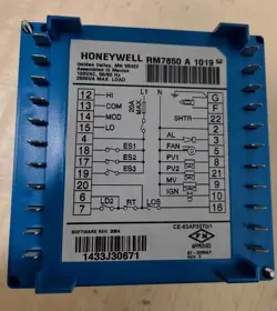 1PC USED HONEYWELL RM7850A1019 FAST SHIP