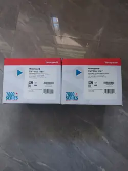NEW RM7800L1087 HONEYWELL RM7800L 1087 BURNER CONTROL FEDEX/DHL RM7800L1087