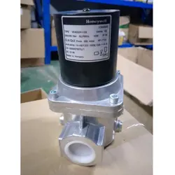 NEW HONEYWELL SOLENOID GAS VALVE VE4032A1133 1 YEAR WARRANTY