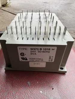 HONEYWELL W973B1016 SOLID STATE LOGIC PANEL 24V 50/60 HZ