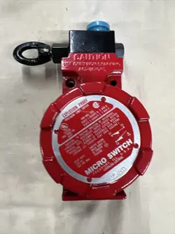 HONEYWELL CLSXB4A EXPLOSION PROOF PRECISION LIMIT MICRO SWITCH