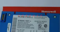 ONE NEW HONEYWELL S7820A1007 CONTROLLER ZL8
