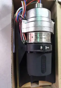 HONEYWELL   2108B2003N    DETECTOR  BRAND NEW  IN BOX  DHL/FEDEX/UPS