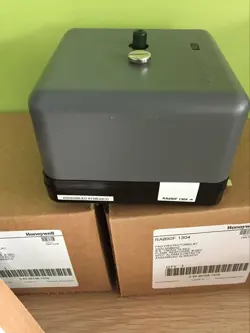 1304 DHL