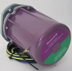 1PC NEW HONEYWELL C7012A1194 FLAME DETECTOR FREE SHIPPING
