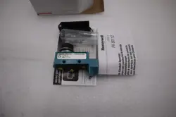 NEW HONEYWELL BZE6-2RN MICRO LIMIT SWITCH BZE62RN FREE SHIPPING STOCK G57A