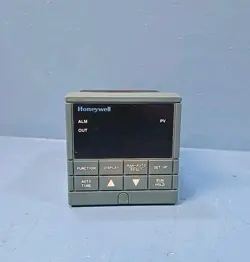 UDC2300 MINI-PRO CONTROLLER