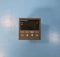 HONEYWELL DC200C-2-20F-100000-0 UDC2000 MINI-PRO CONTROLLER MODULE