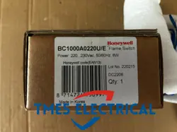 1PCS NEW IN BOX HONEYWELL BC1000A0220U/E CONTROL BOX FOR BURNER FAST SHIPPING