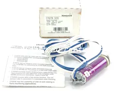 1PCS NEW HONEYWELL C7027A 1031 C7027A1031 FLAME DETECTOR EXPEDITED SHIPPING