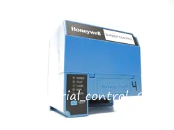 1PCS NEW HONEYWELL RM7895C1020 BURNER CONTROL RM7895C1020 IN BOX EXPEDITED SHIP