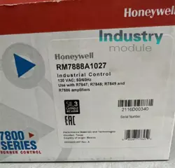 1PCS NEW HONEYWELL RM7888A1027 BURNER CONTROL RM7888A1027 EXPEDITED SHIPPING