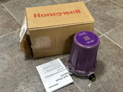 HONEYWELL C7061A 1046 UV FLAME DETECTOR C7061A1046 WARRANTY FAST SHIPPING