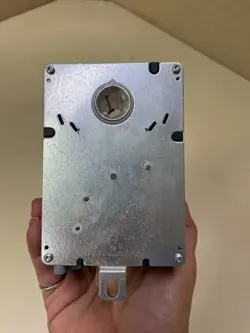 DIRECT COUPLED ACTUATOR