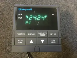 HONEYWELL UDC2300 MINI PRO  DC230B-C0-00-10-0000000-00-0