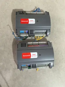1PC USED HONEYWELL CONTROLLER PUL6438S