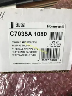1PC NEW HONEYWELL C7035A1080 FEDEX OR DHL