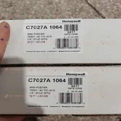 NEW SEALED C7027A1064 HONEYWELL FAST SHIPPING