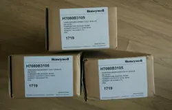 ONE NEW HONEYWELL H7080B3105 TEMPERATURE SENSOR TRANSMITTER FAST SHIP