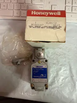 HONEYWELL  1LS1-J NEW IN BOX