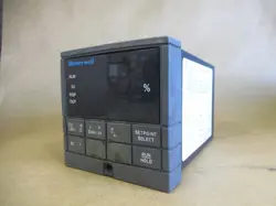 HONEYWELL UDC3300 (DC330E) PROCESSOR/CONTROLLER