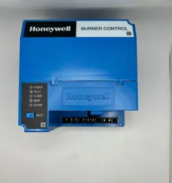 HONEYWELL	BURNER CONTROL 120 VAC; 50/60 HZ WITH DUST COVER  RM7840M1017