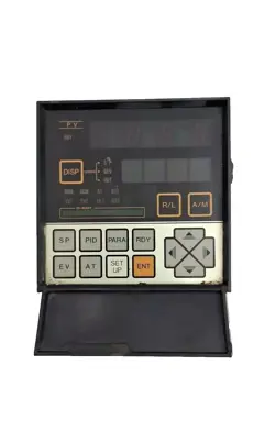 YAMATAKE HONEYWELL SDC2005GP03A00001 TEMPERATURE CONTROLLER